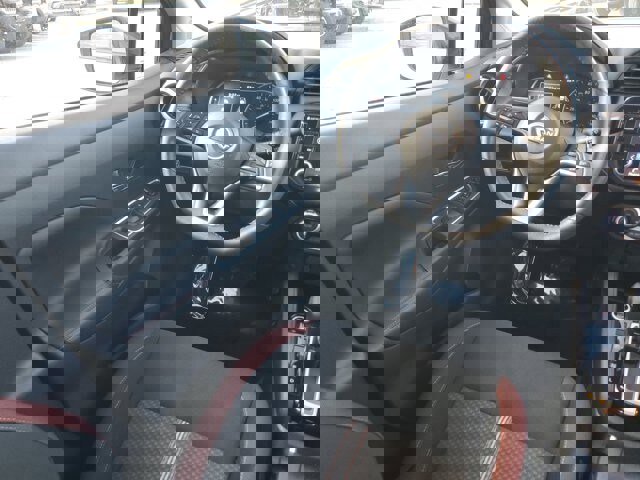 Used 2024 Nissan Versa SR w/ Trunk Package image 15