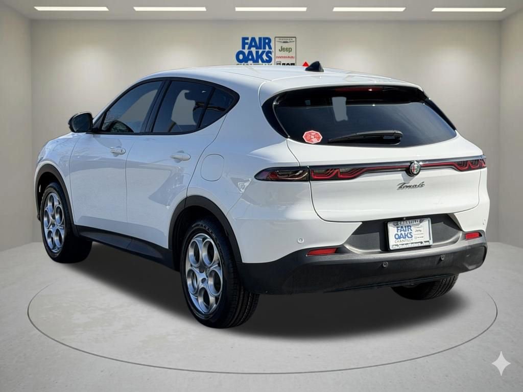 Used 2024 Alfa Romeo Tonale Sprint image 9