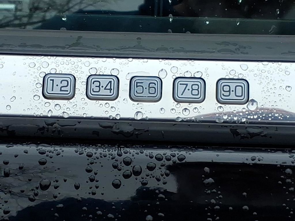 Used 2017 Ford Expedition EL Limited image 10