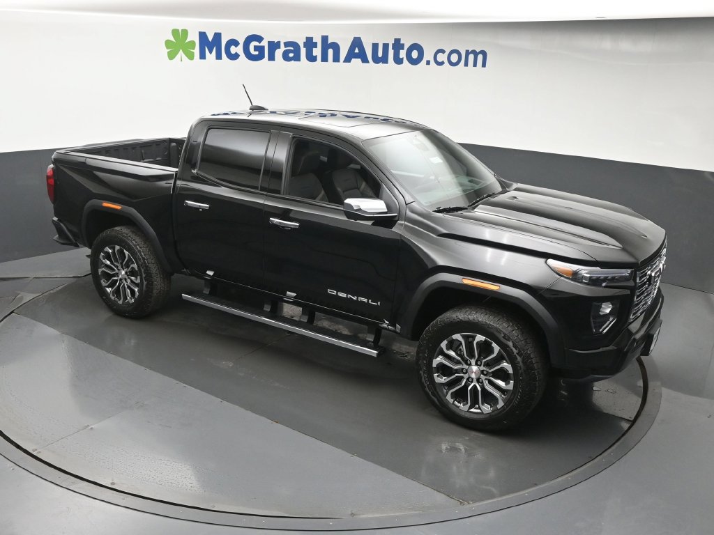 New 2026 GMC Canyon Denali AWD/4WD image 3