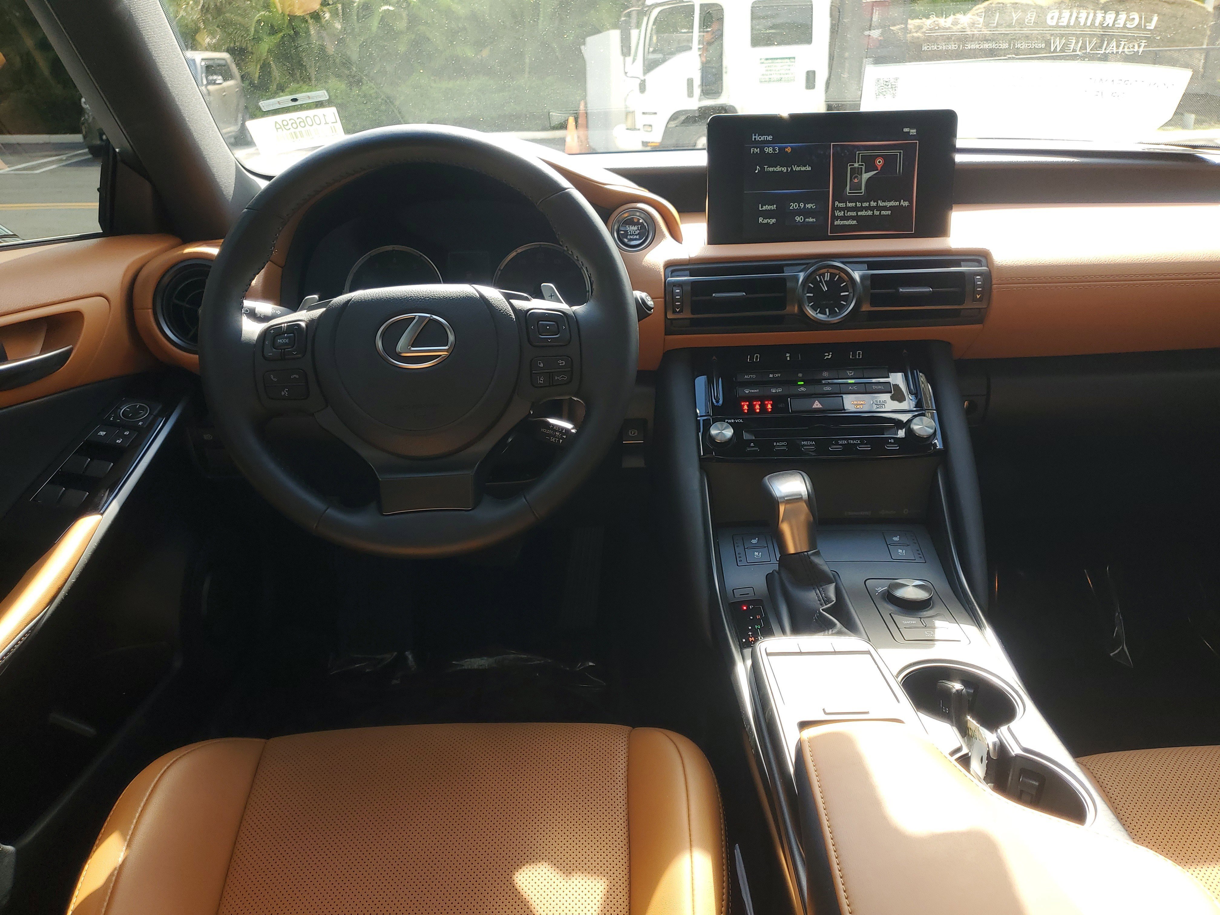 Used 2024 Lexus IS 300 w/ Comfort Package RWD image 9