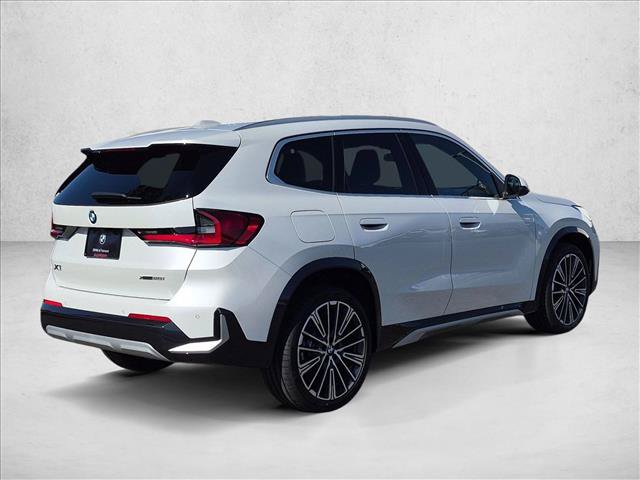 New 2027 BMW X1 xDrive28i w/ Technology Package AWD/4WD image 2