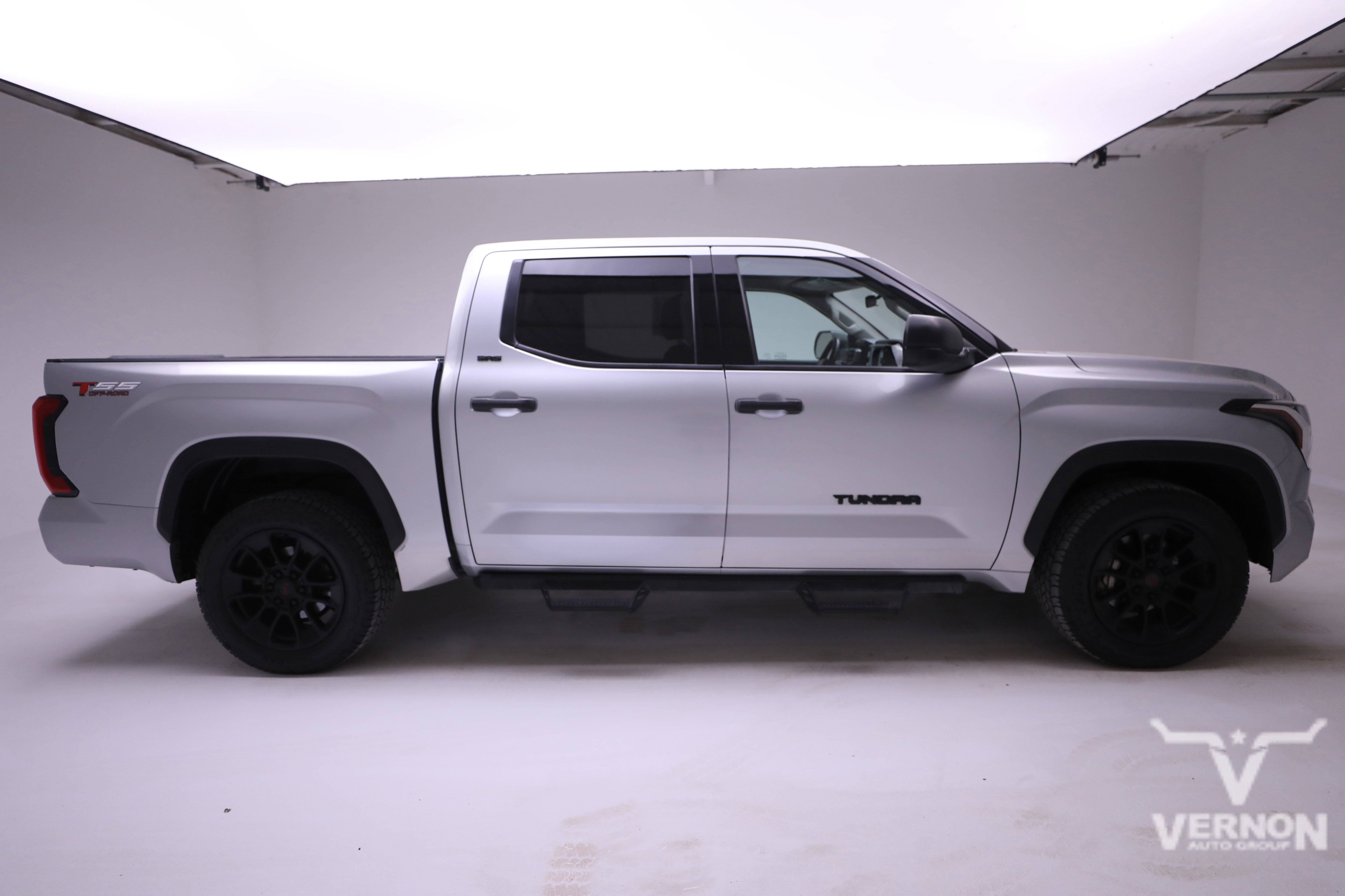 Used 2023 Toyota Tundra SR5 image 6