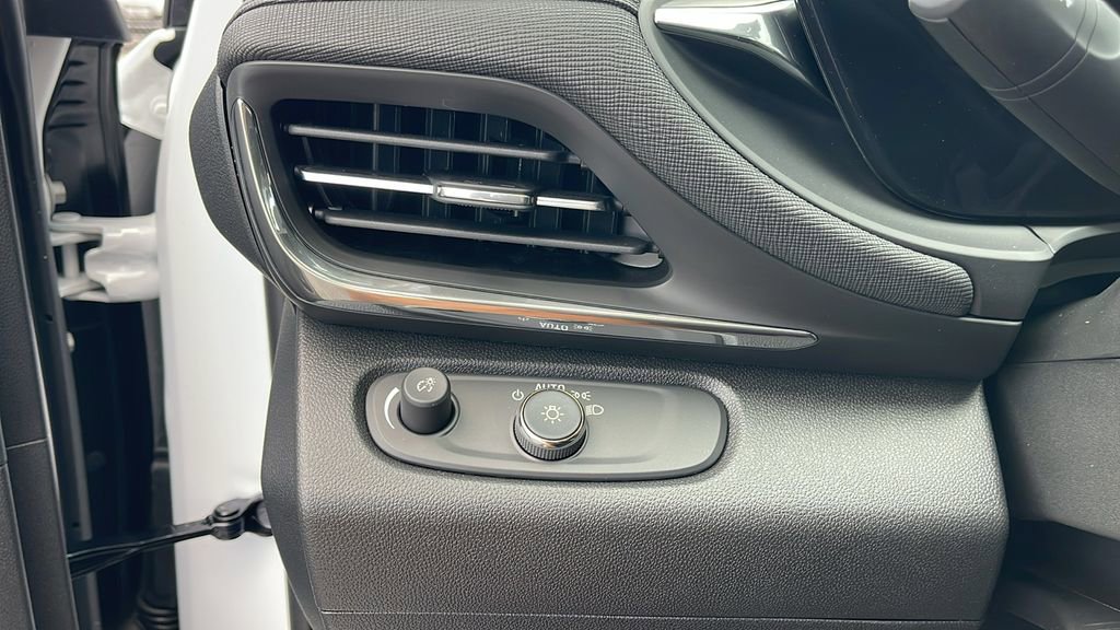 New 2026 Buick Envista Sport Touring w/ Convenience I Package FWD image 20