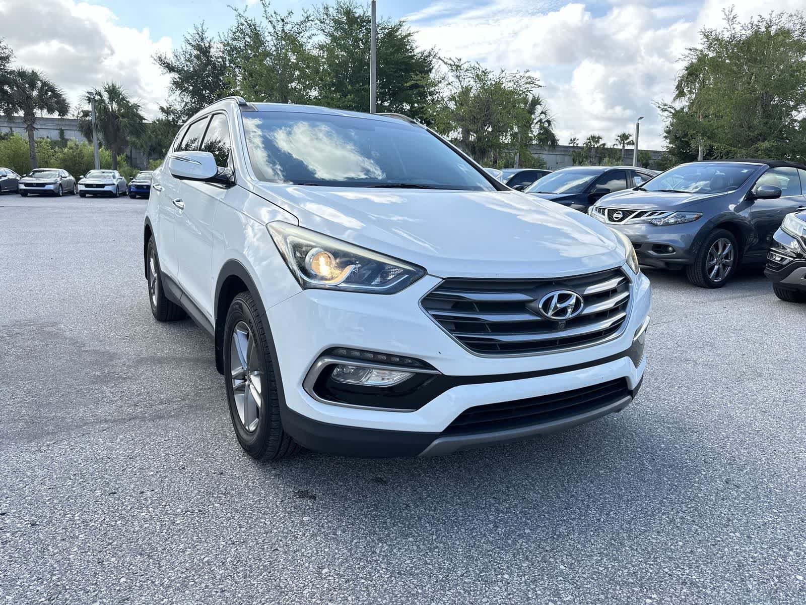 Used 2017 Hyundai Santa Fe Sport w/ 2.4L Tech Package 04 FWD image 8