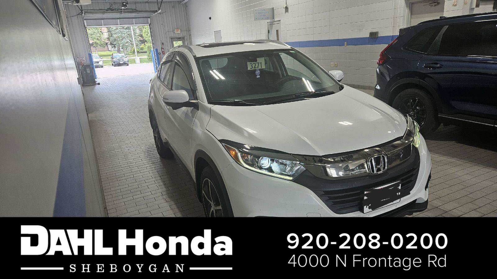 Used 2022 Honda HR-V EX image 1