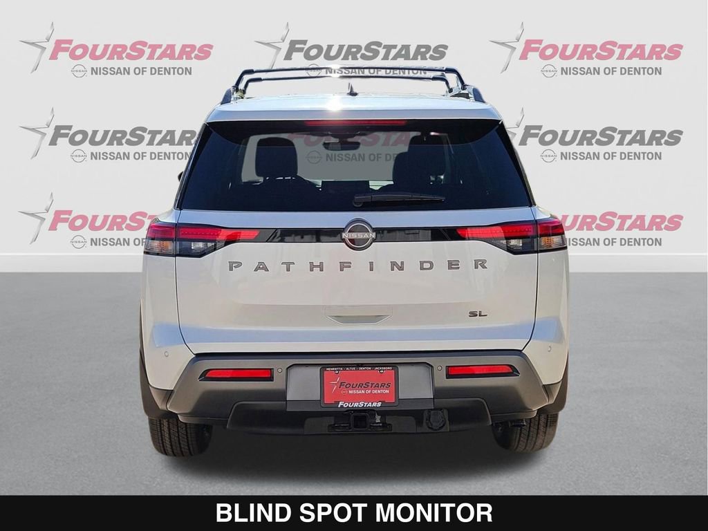 New 2026 Nissan Pathfinder SL image 5
