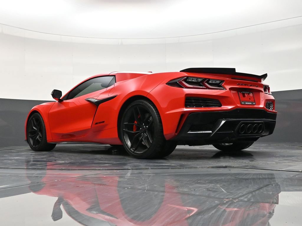 Used 2025 Chevrolet Corvette Z06 image 22