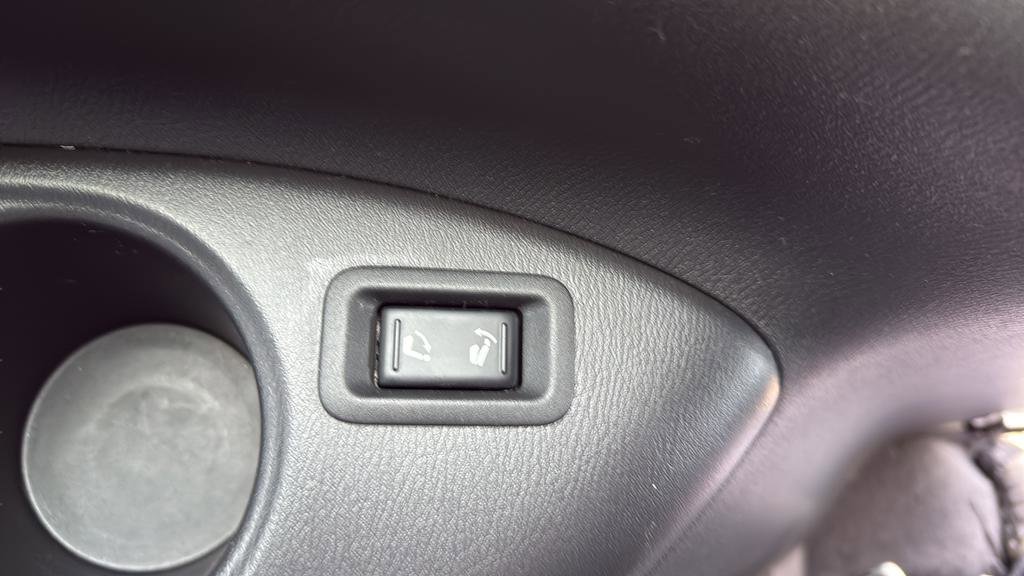 Used 2020 Nissan Armada Platinum w/ Platinum Reserve Package image 29