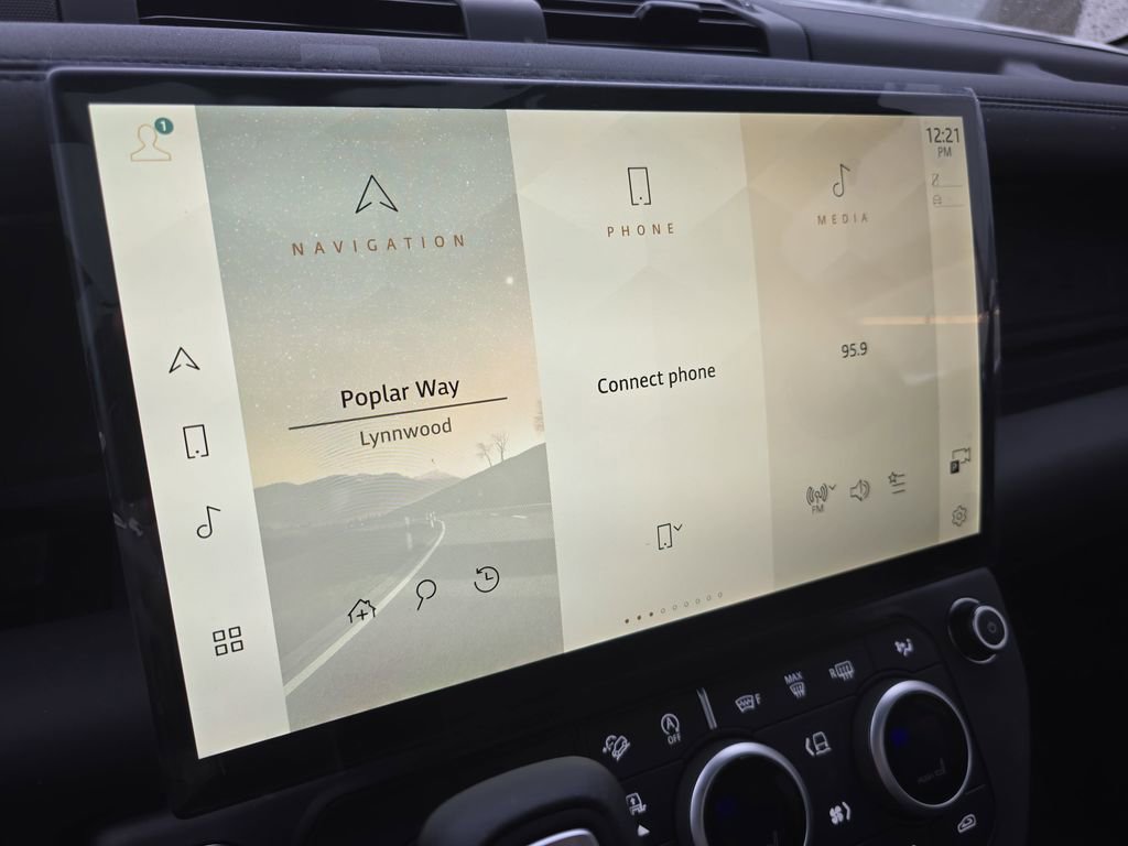 New 2026 Land Rover Defender 110 S image 22