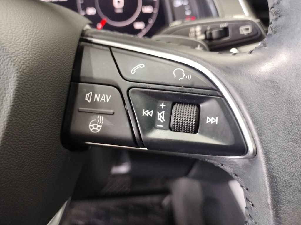 Used 2018 Audi Q7 2.0T Premium Plus w/ Premium Plus Package AWD/4WD image 38