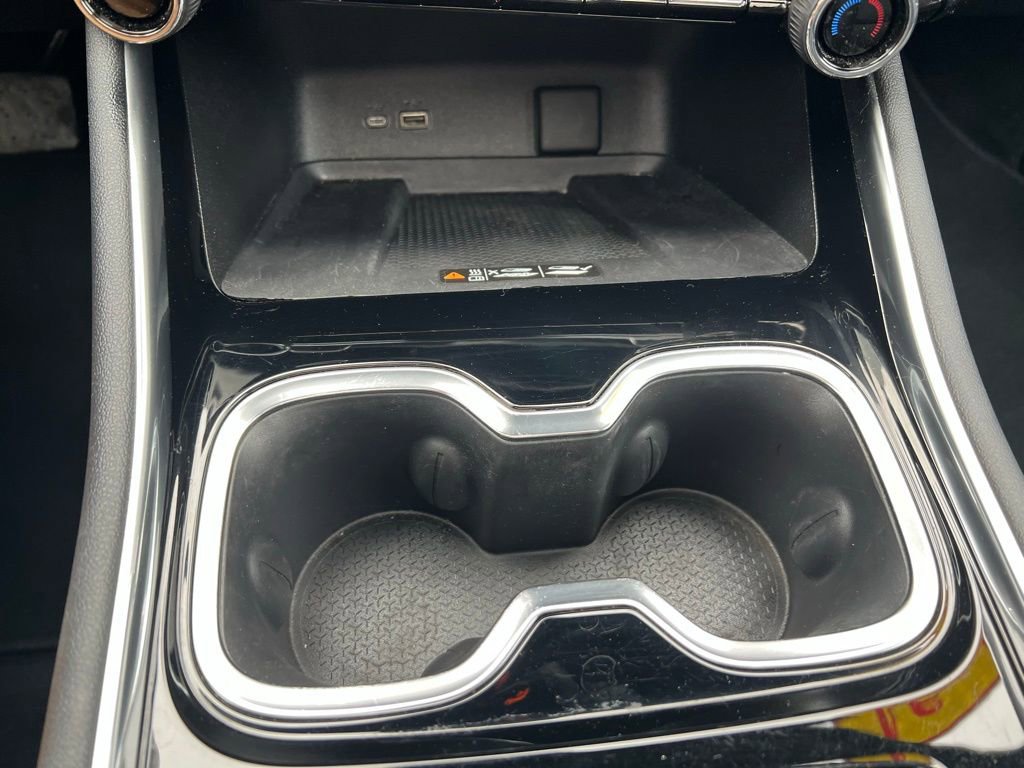 Used 2024 Chevrolet Traverse RS image 36