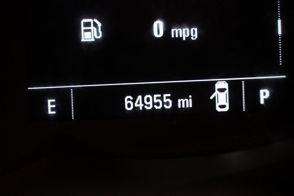 Used 2022 Chevrolet Trax LS w/ Tint and Cruise Package image 7