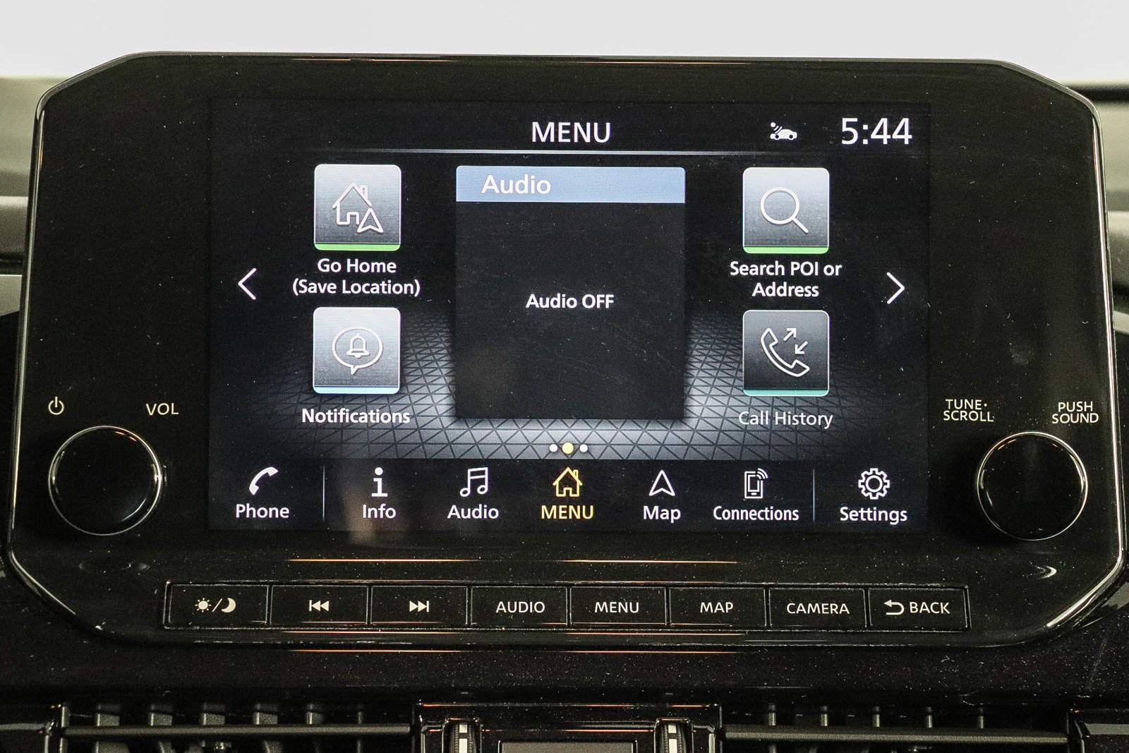 Used 2025 Nissan Pathfinder SL FWD image 15