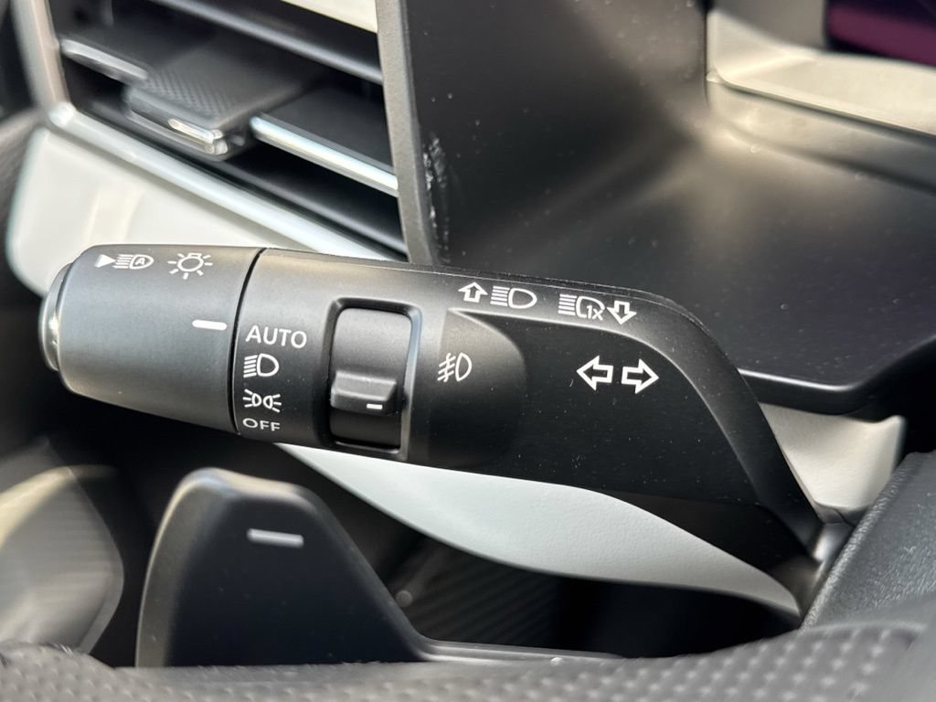 New 2026 Mitsubishi Outlander SEL AWD/4WD image 15