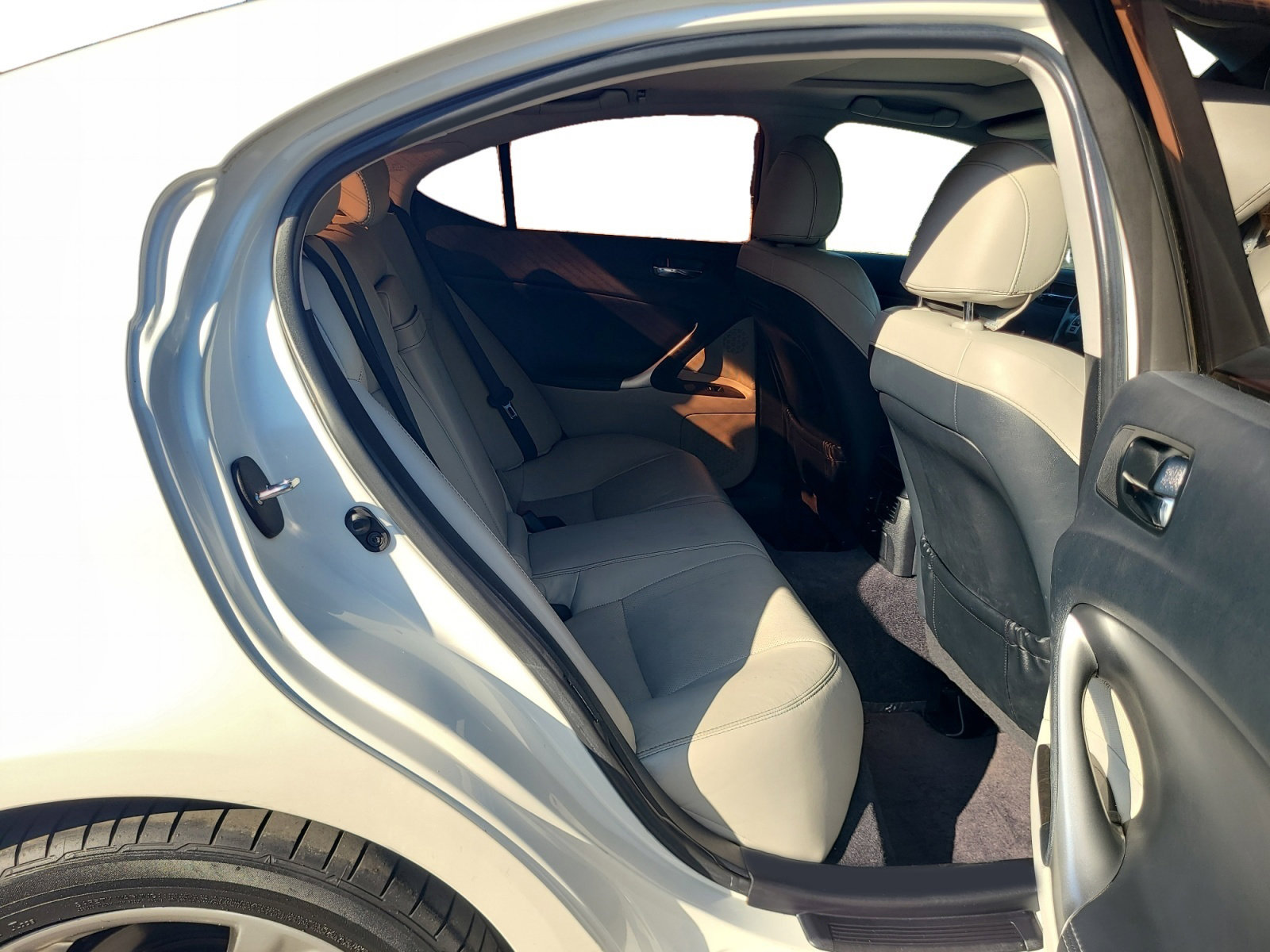 Used 2011 Lexus IS 250 image 21