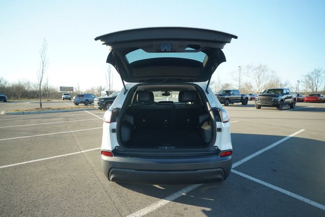 Used 2021 Jeep Cherokee Latitude Plus image 16