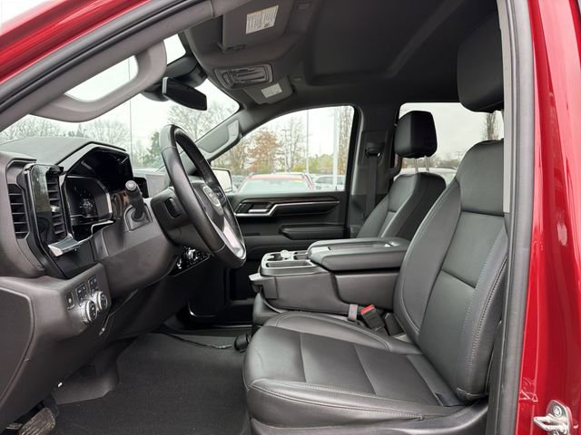 Used 2024 GMC Sierra 1500 SLT w/ X31 Off-Road Package AWD/4WD image 8