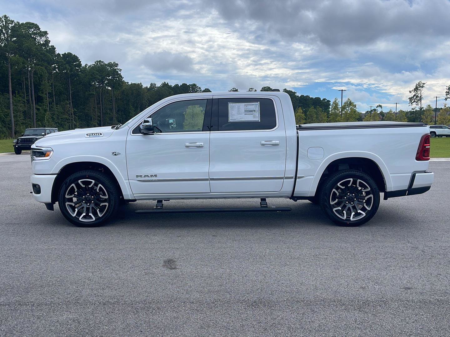 New 2027 RAM 1500 Limited AWD/4WD image 4