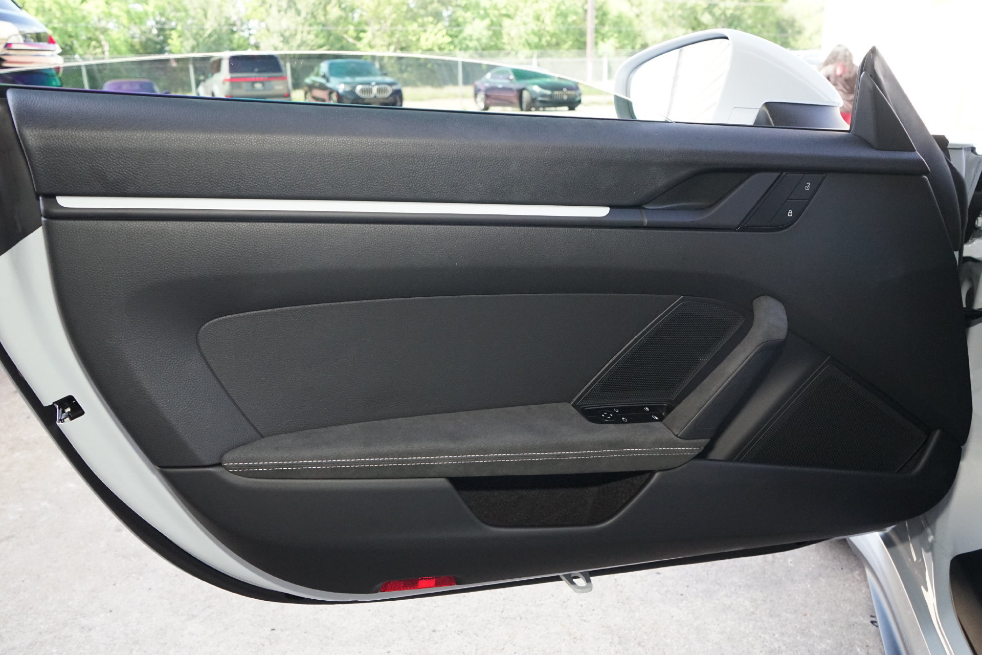 Used 2026 Porsche 911 GT3 RWD image 22