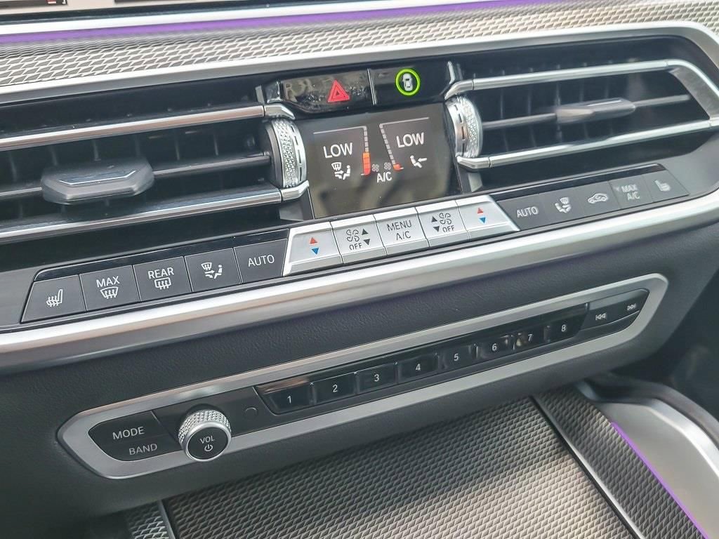 Used 2023 BMW X6 xDrive40i w/ M Sport Package image 16