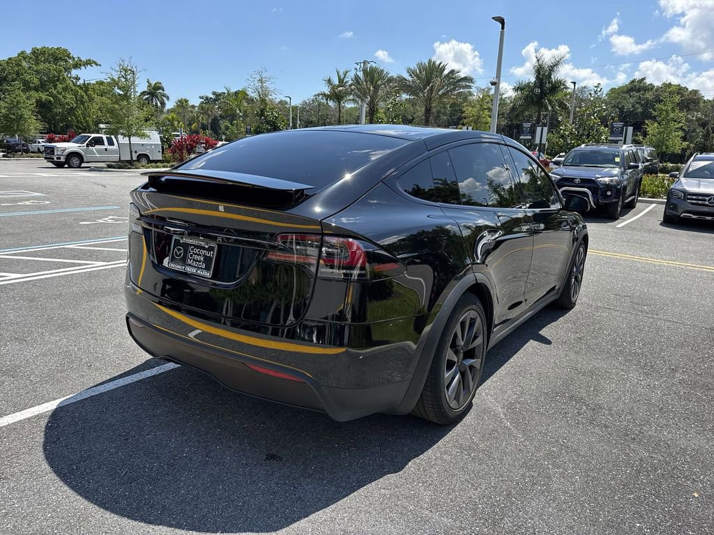 Used 2024 Tesla Model X image 4