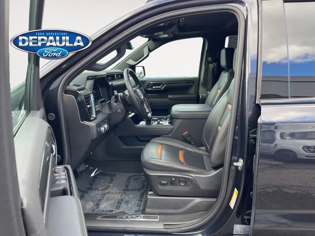 Used 2024 GMC Sierra 1500 AT4 w/ Technology Package image 11