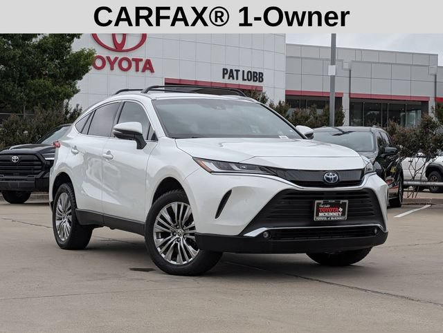 Used 2023 Toyota Venza XLE AWD/4WD image 2