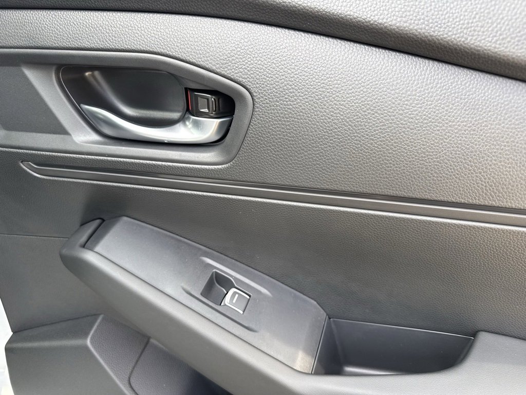 Used 2025 Honda Accord SE image 40