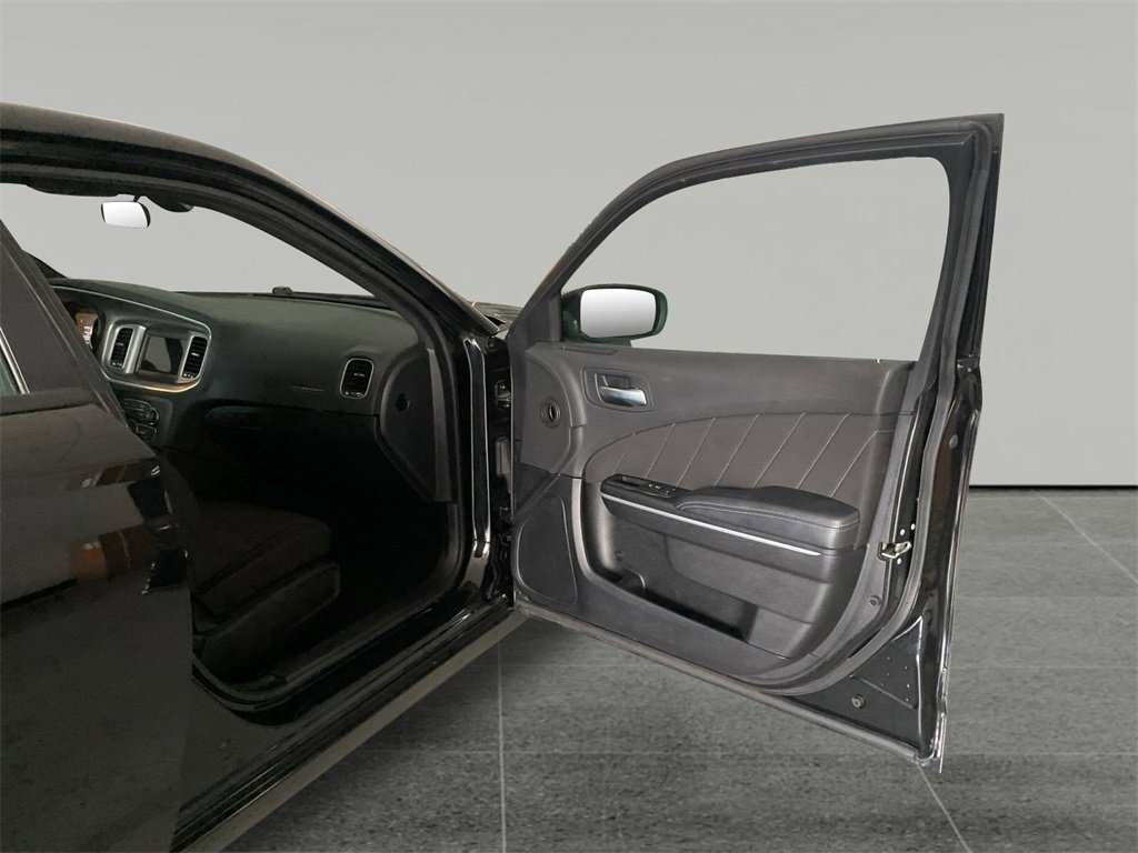 Used 2022 Dodge Charger SXT image 15
