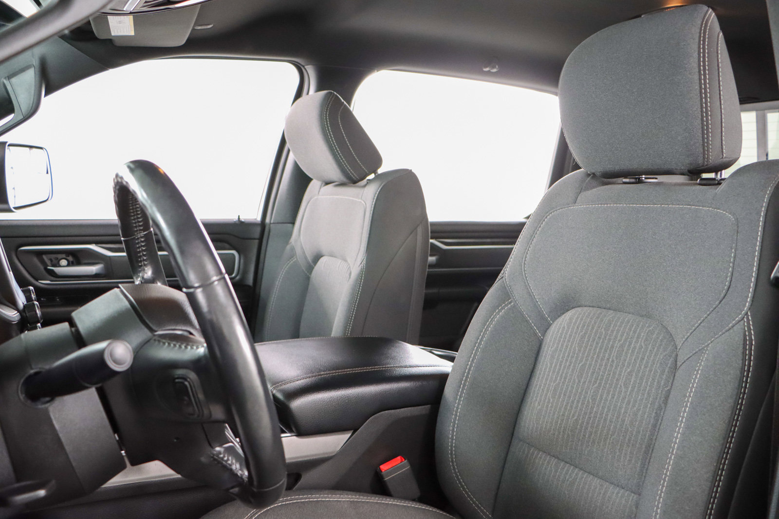 Used 2021 RAM 1500 Big Horn image 24