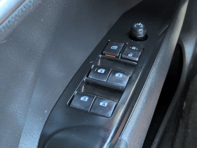 Used 2020 Toyota Camry LE FWD image 21