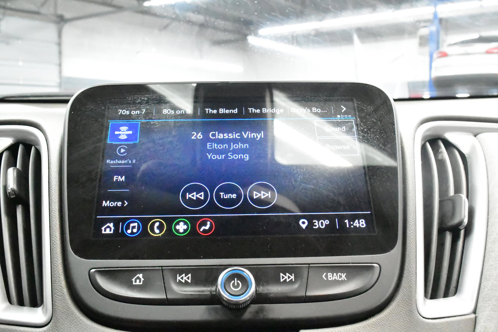Used 2022 Chevrolet Malibu LT image 23