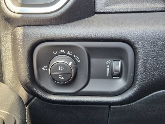 Certified 2026 RAM 2500 Big Horn AWD/4WD image 29