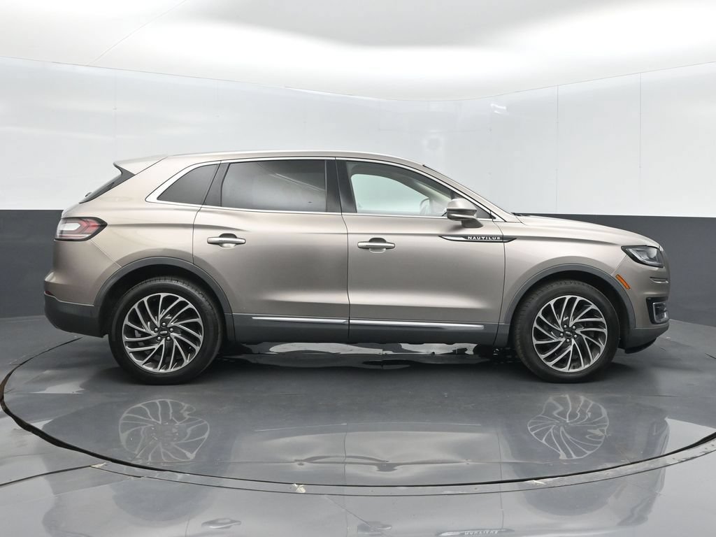 Used 2019 Lincoln Nautilus Reserve AWD/4WD image 5