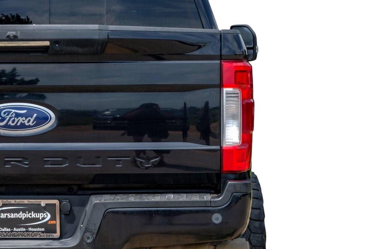 Used 2019 Ford F250 Lariat w/ Lariat Ultimate Package AWD/4WD image 52