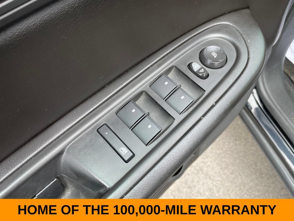 Used 2017 Chevrolet Traverse LT AWD/4WD image 12