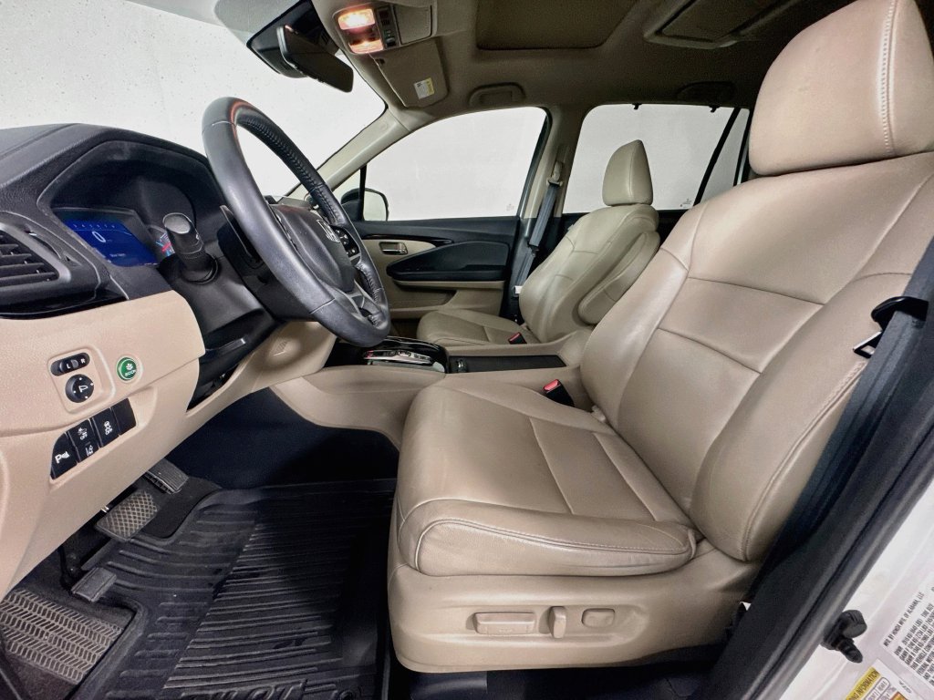 Used 2021 Honda Pilot Touring image 28