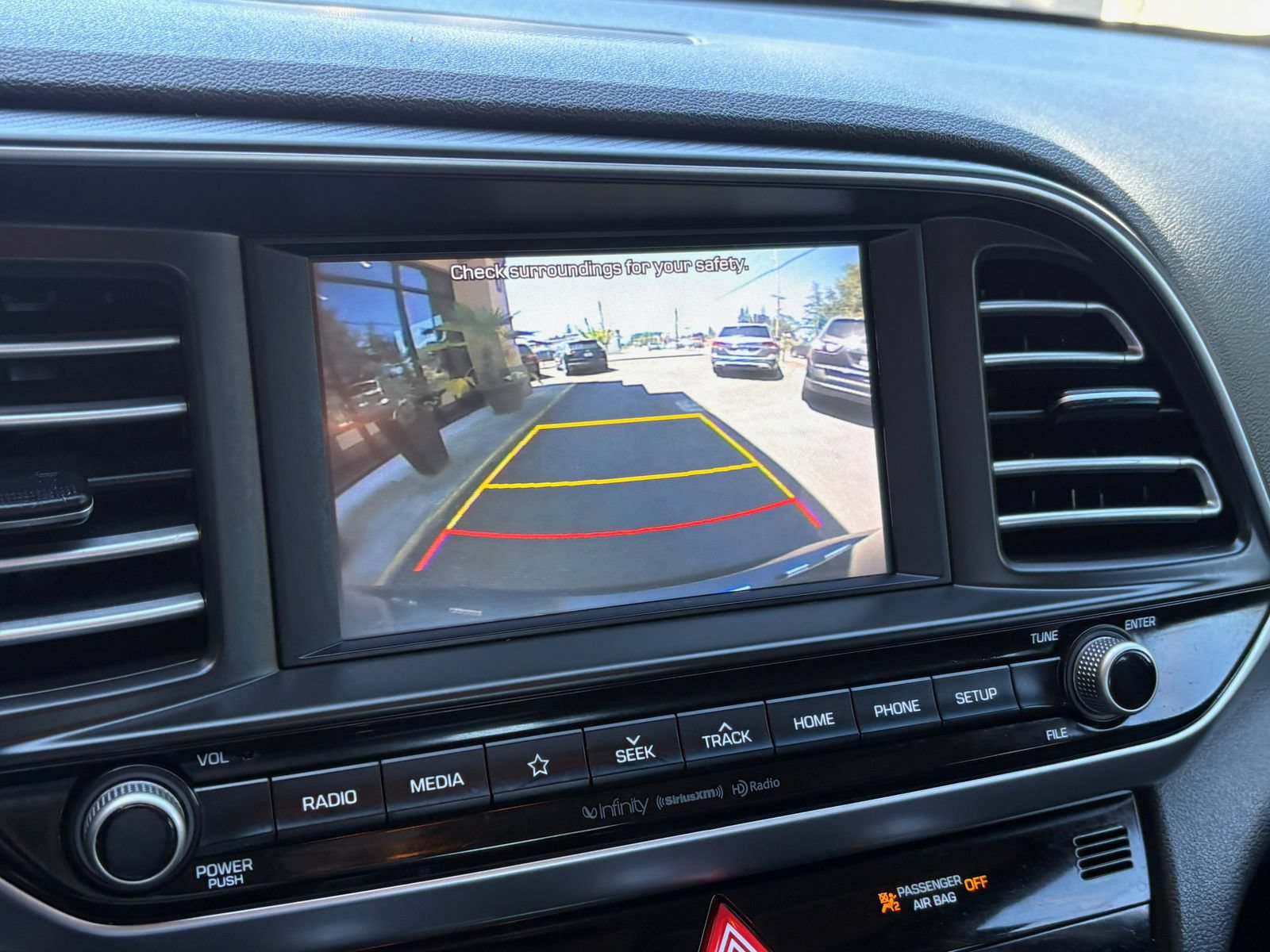 Used 2020 Hyundai Elantra Limited w/ Cargo Package (C1) FWD image 33