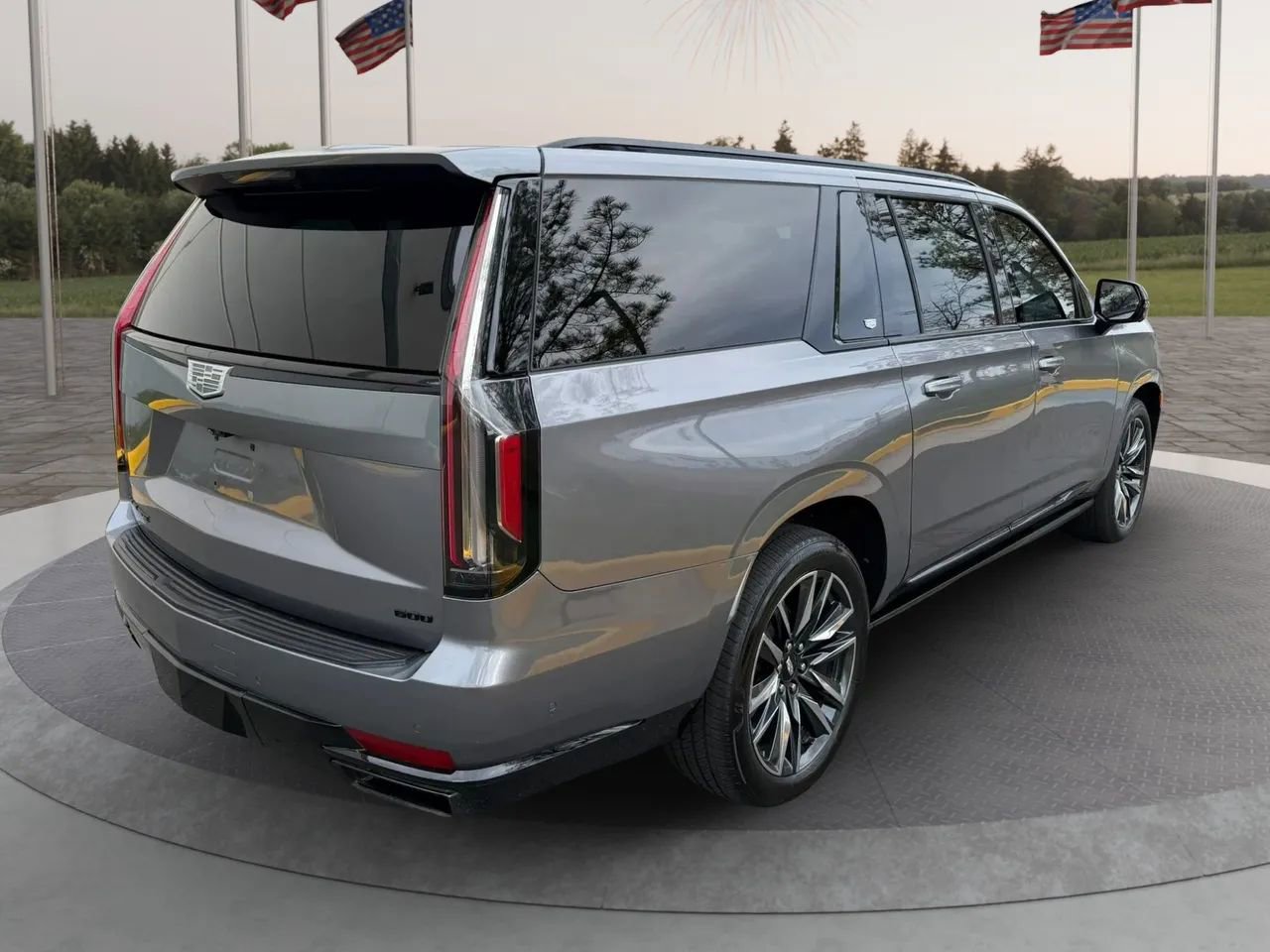 Used 2021 Cadillac Escalade ESV Sport w/ Driver Assist Tech Package AWD/4WD image 22