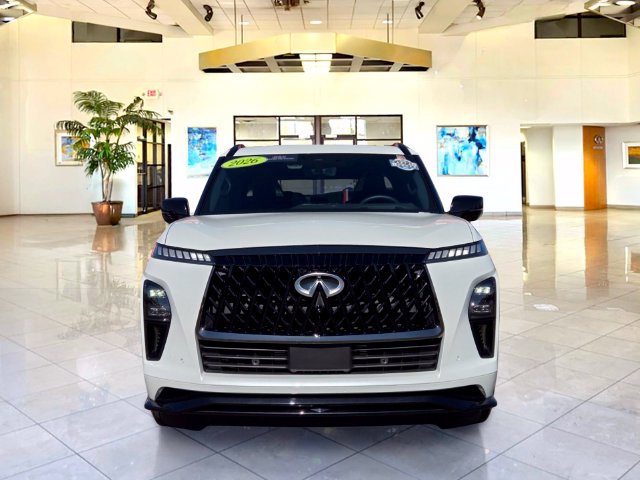 Certified 2026 INFINITI QX80 4WD image 2