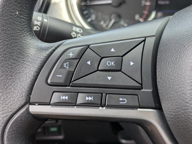 Used 2018 Nissan Rogue S FWD image 22
