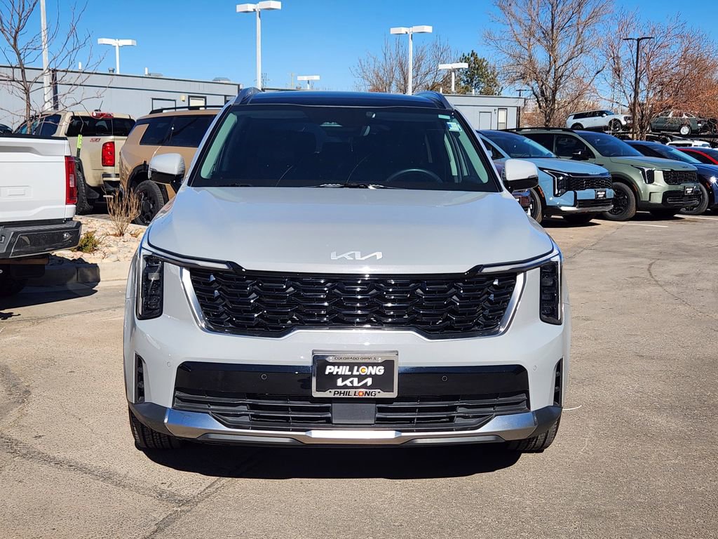 Used 2024 Kia Sorento S w/ Panoramic Sunroof Package image 2