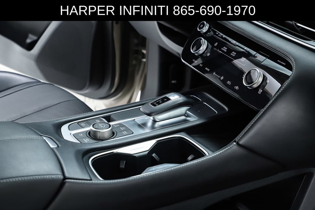Used 2023 INFINITI QX60 Luxe w/ Vision Package AWD/4WD image 34