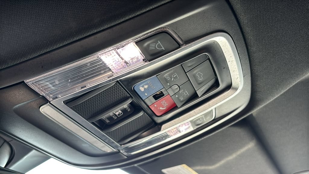 Used 2022 RAM 1500 Limited AWD/4WD image 24