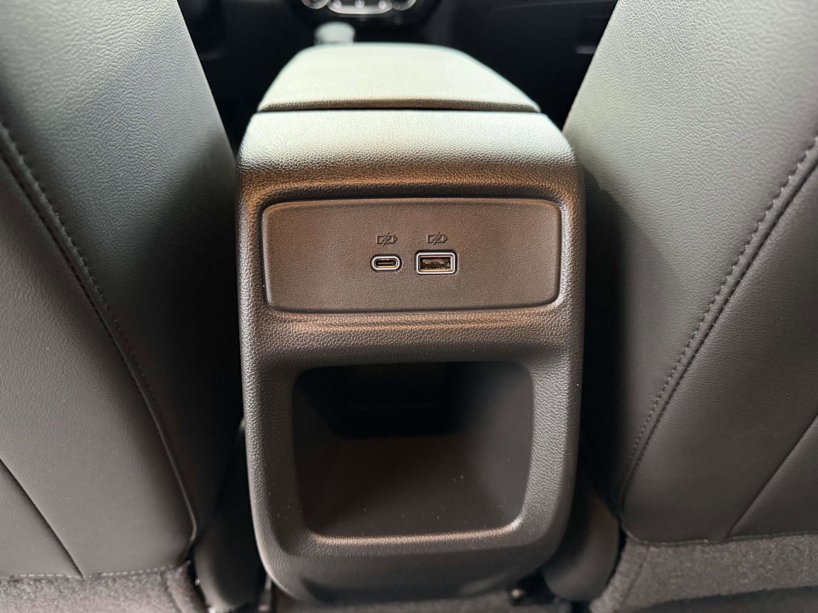 Certified 2025 Chevrolet Trax RS w/ Driver Confidence Package image 14