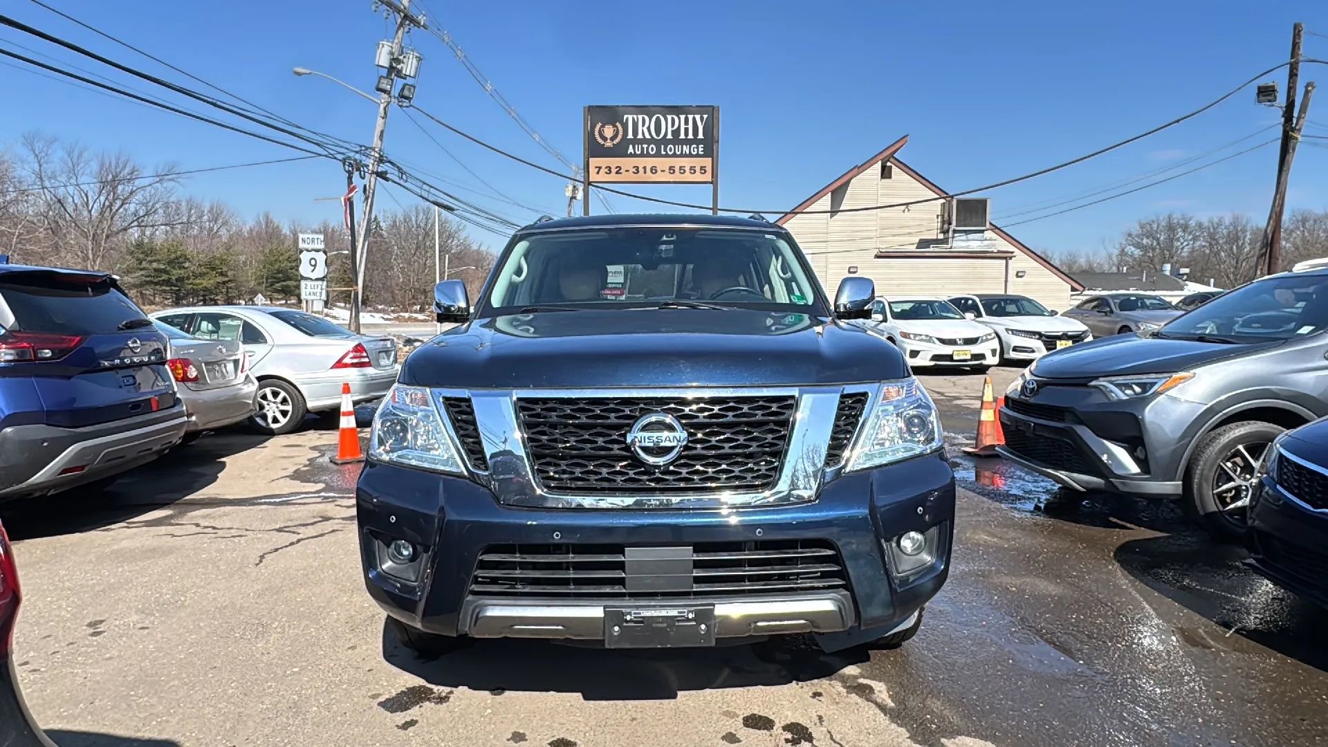 Used 2019 Nissan Armada Platinum w/ Interior Lighting Package AWD/4WD image 2