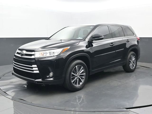 Used 2017 Toyota Highlander XLE FWD image 26