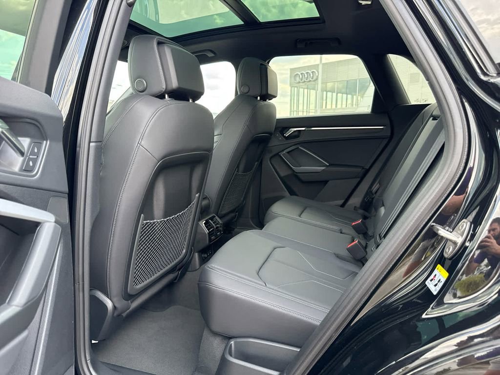 New 2025 Audi Q3 2.0T Premium image 20