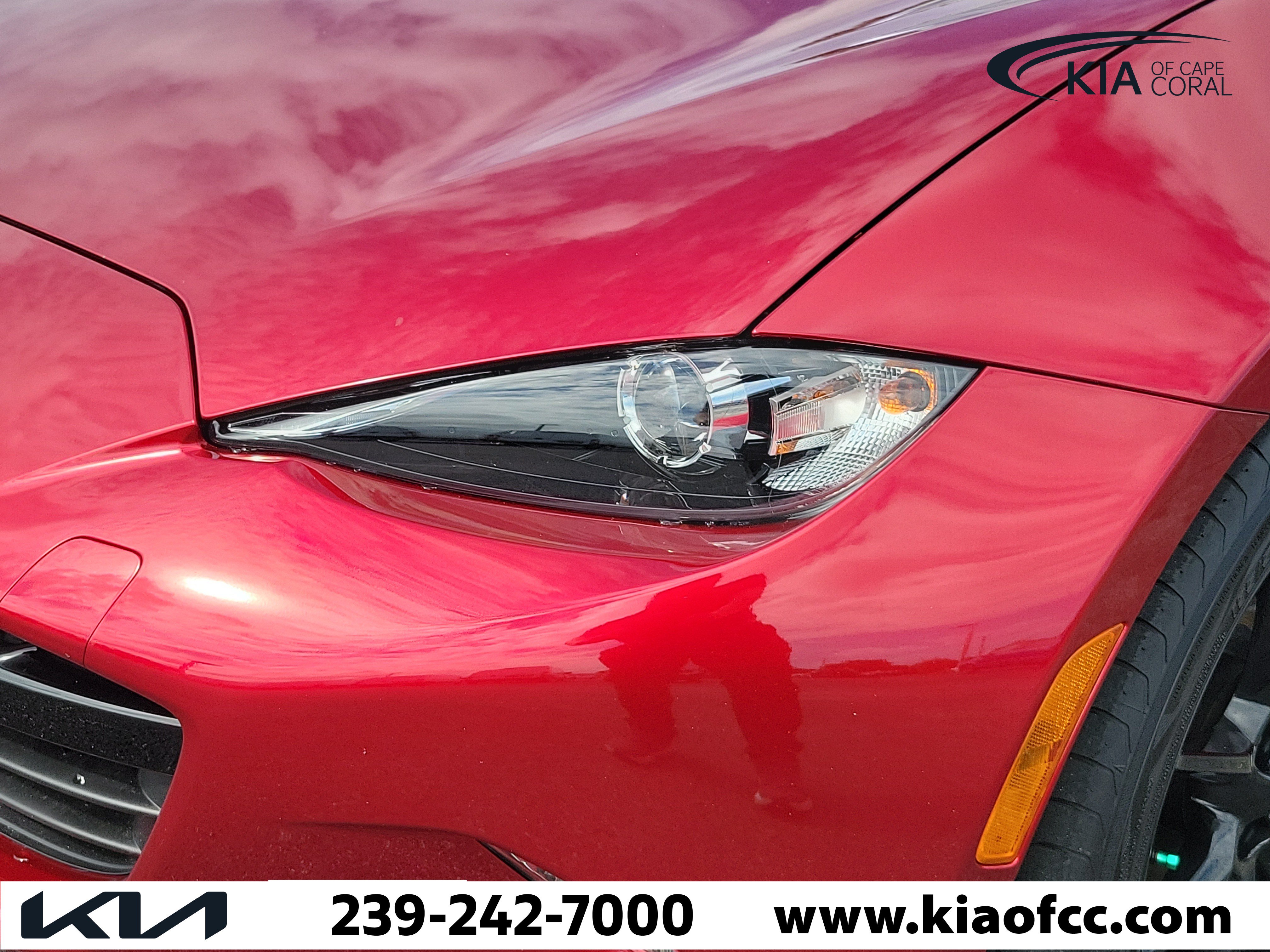 Used 2021 MAZDA MX-5 Miata Sport RWD image 14